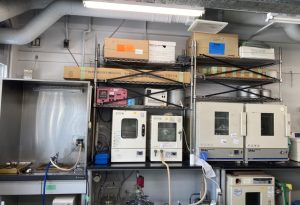 実験室の風景、乾燥機類